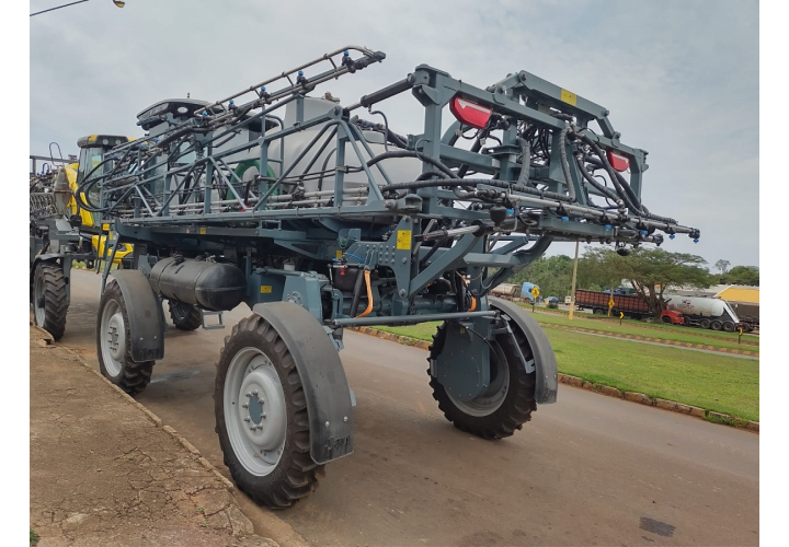 Pulverizador Autopropelido Jan - Power Jet 2000 Pulverizador Autopropelido Jan - Power Jet 2000